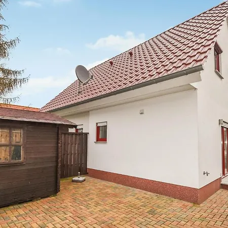 Stunning In Wohlenberger Wiek Дом отдыха