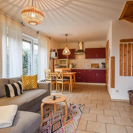 Stunning In Wohlenberger Wiek Wohlenhagen